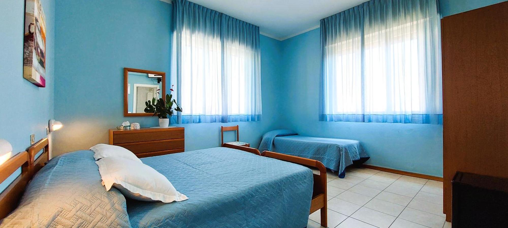 Hotel Garden B&B Маротта Экстерьер фото